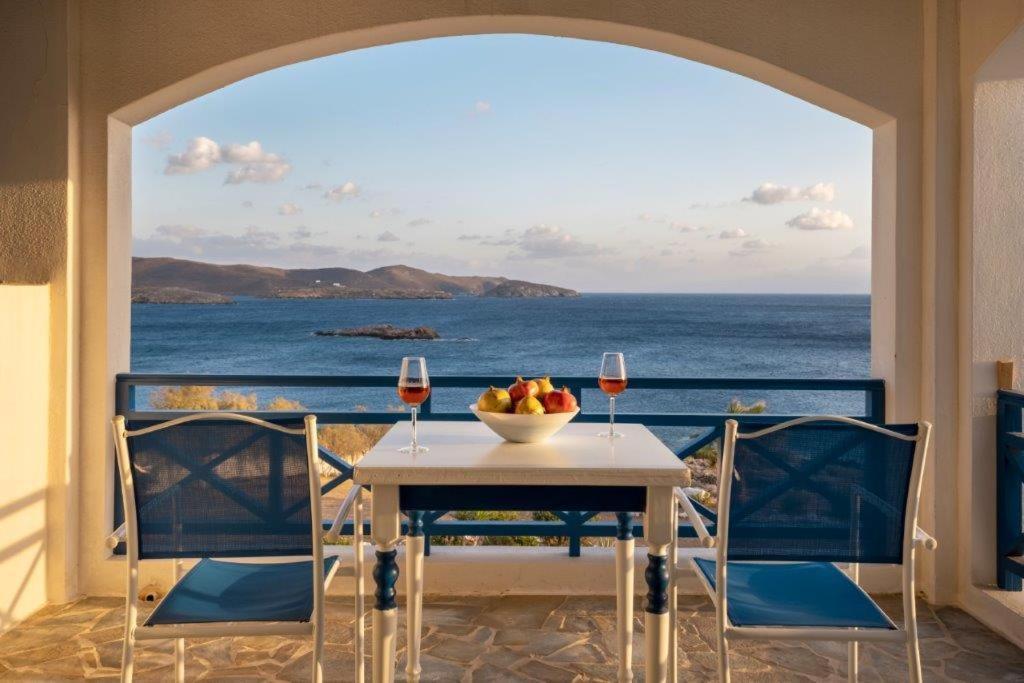 Sea View Studios Финикас Екстериор снимка